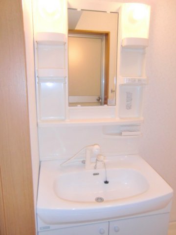 洗面設備　類似画像・現況優先