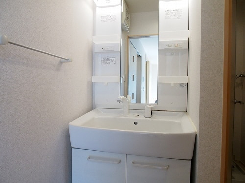 洗面設備　洗髪洗面化粧台