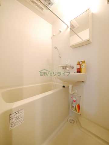 バス・シャワールーム　別部屋参考写真