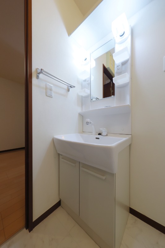 洗面設備　独立洗面台