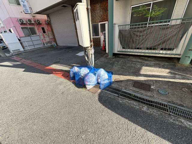 その他　ゴミ捨て場（その他）まで15m