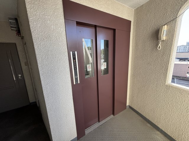 その他　エレベーター（その他）まで5m