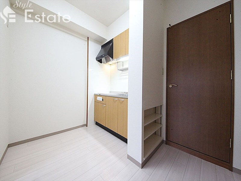 居室・リビング　内装