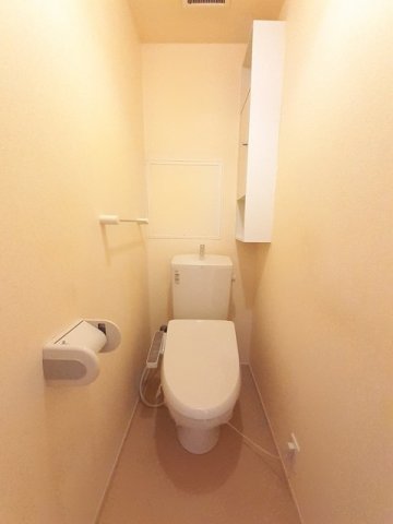 トイレ　ゆったりとした空間のトイレです