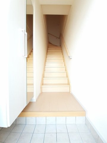 玄関　収納もある玄関です