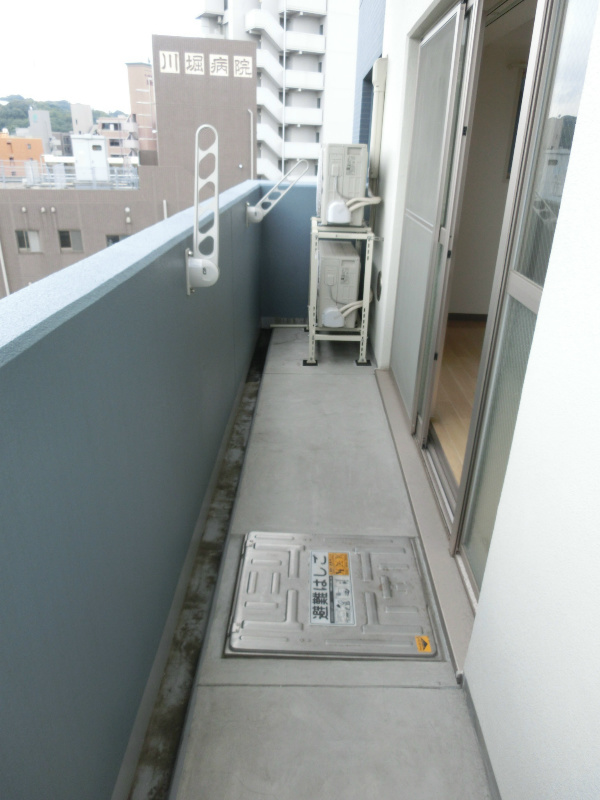 バルコニー　※同マンション別部屋の参考写真です。
