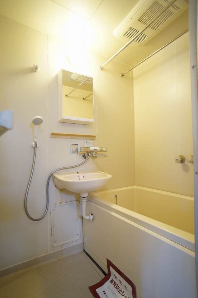 バス・シャワールーム　浴室