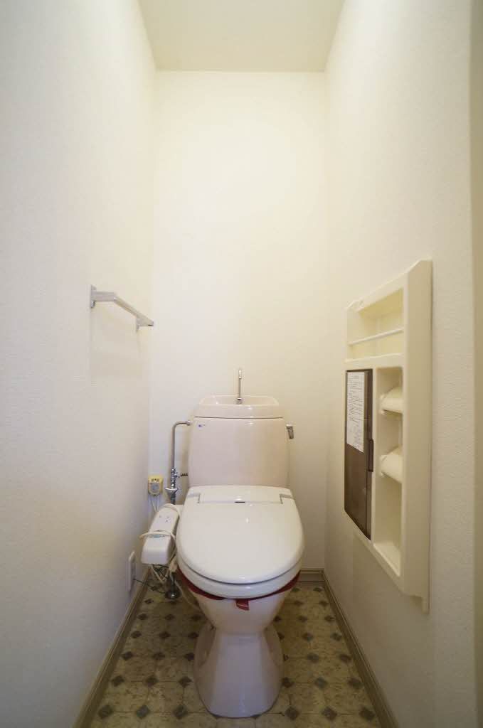 トイレ　トイレ