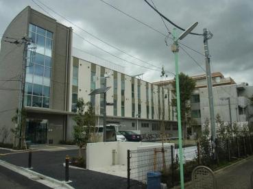大学・短大　アジア・アフリカ語学院（大学・短大）まで1083m