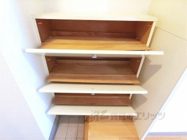 収納　下駄箱
