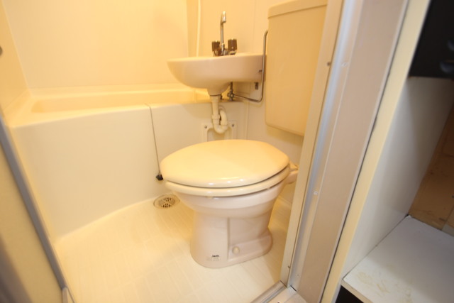 トイレ　写真は別部屋参考写真★