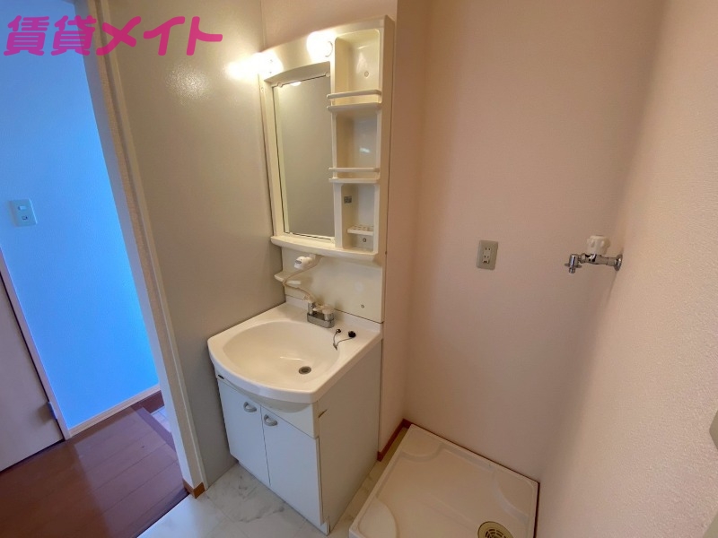 洗面設備　同物件別室画像