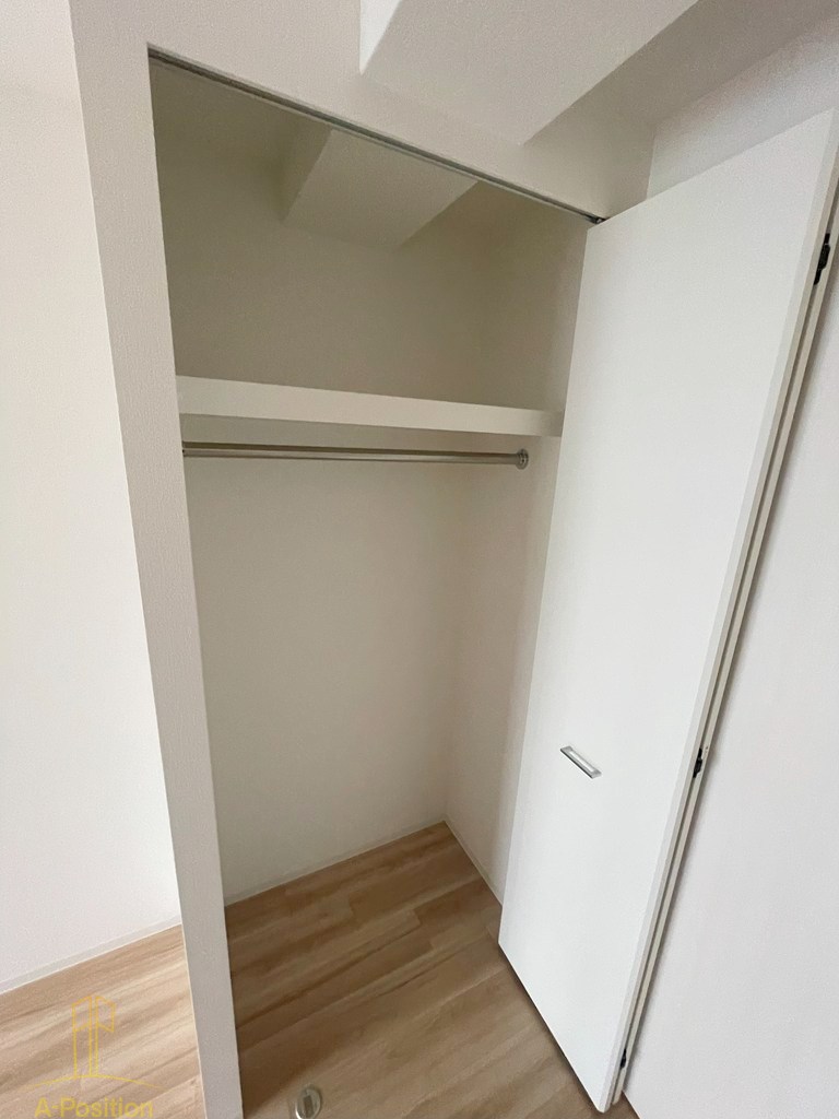 収納　セレニテ難波グランデノール