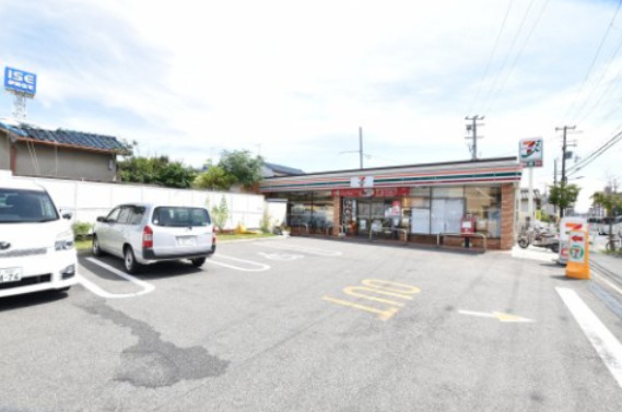 コンビニ　セブンイレブン 高石高師浜店（コンビニ）まで394m