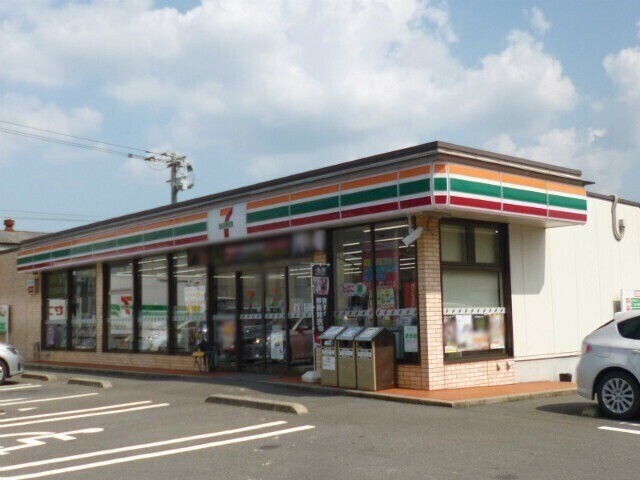 コンビニ　セブンイレブン武雄上西山店（コンビニ）まで192m
