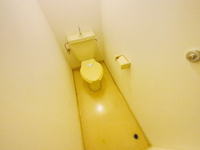 トイレ　別号室参考写真