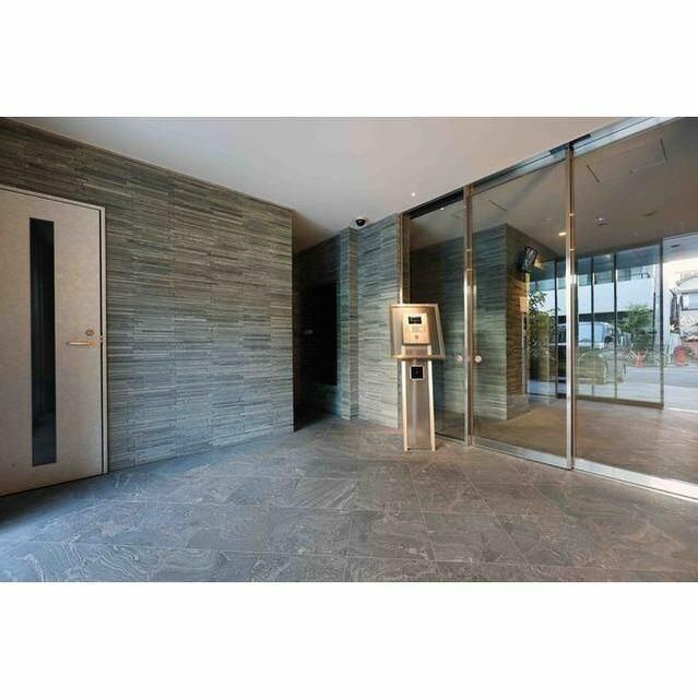 エントランス　毎日通るエントランスはこのようになっています