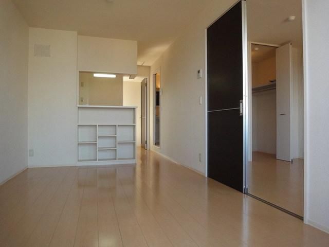 居室・リビング　日当り良好広々リビング10.5帖