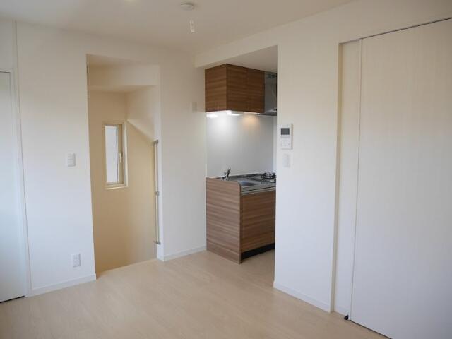 居室・リビング　?