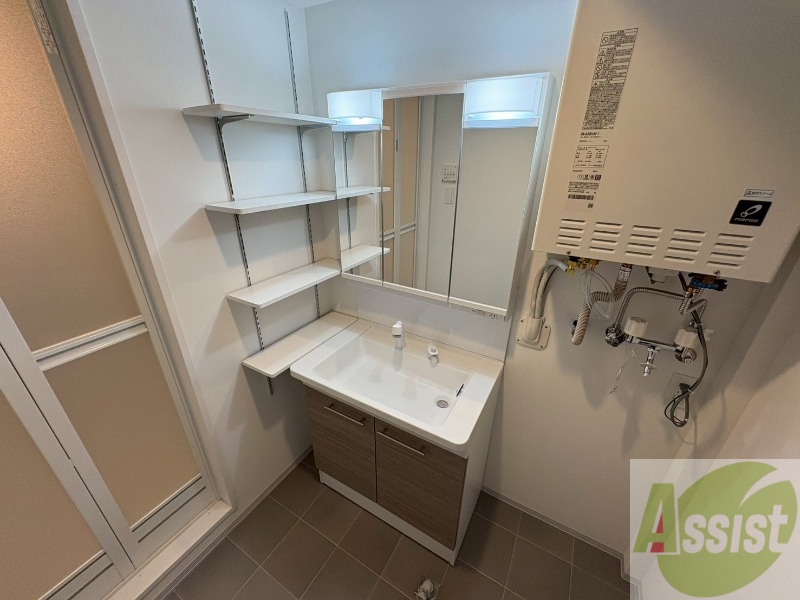 洗面設備　シャンプードレッサーで身支度もラクラクです！