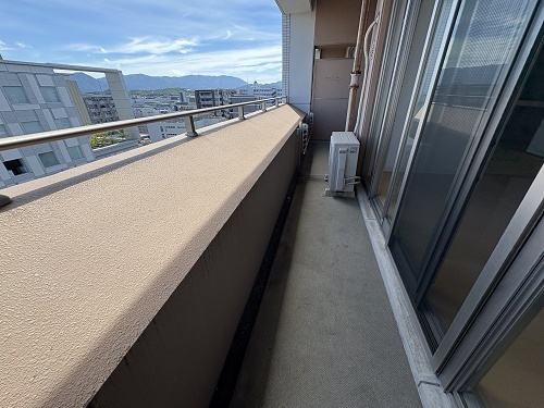 バルコニー　バルコニー