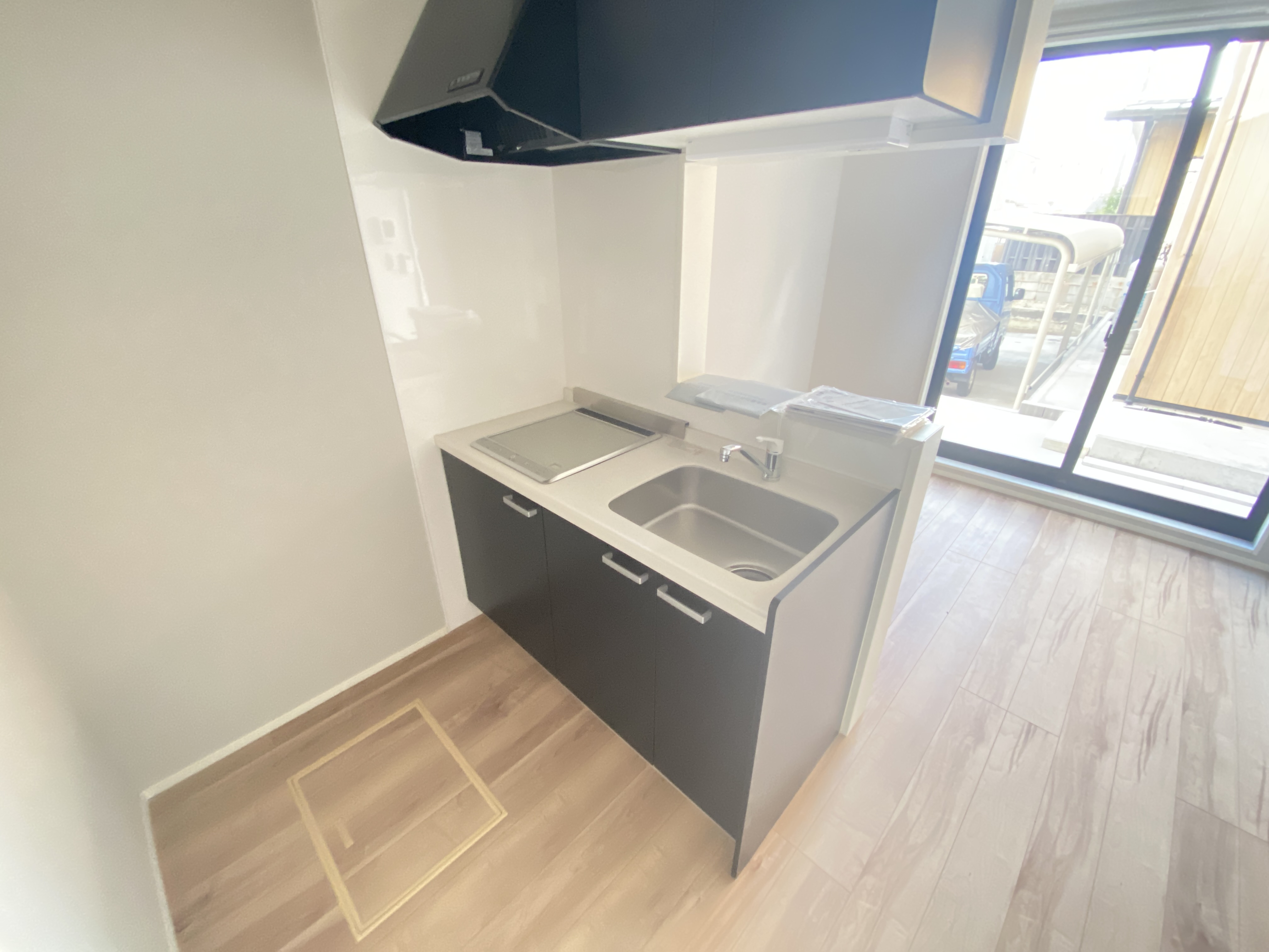 キッチン　同施工会社の別物件の写真です。