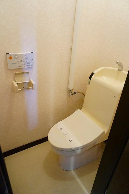 トイレ　トイレ