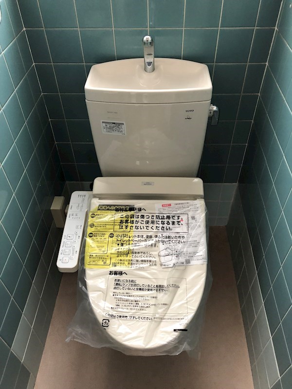 トイレ　ウォシュレットは残置物