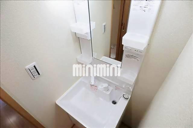 洗面設備　※２０２号室の室内写真です