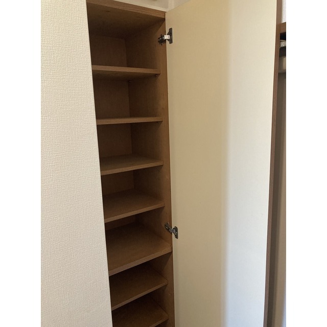 玄関　シューズボックス