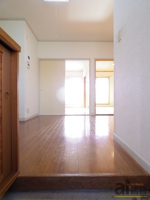 玄関　※写真同仕様※