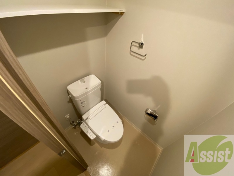 トイレ　ウォシュレット機能がついたトイレ。安心して使用できますね。