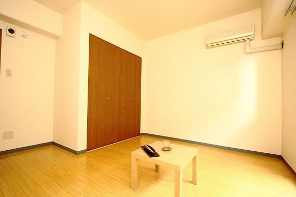 居室・リビング　※現況優先