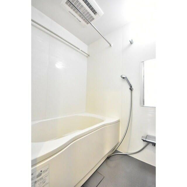 バス・シャワールーム　ゆったり過ごせるお風呂です