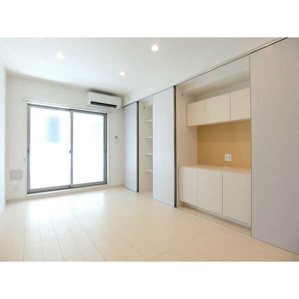 居室・リビング　※別室の参考写真の為、現況優先です。