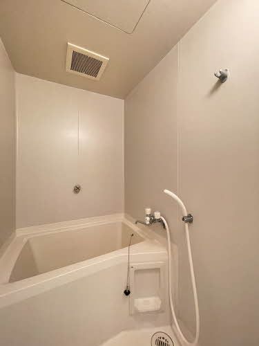 バス・シャワールーム　浴室