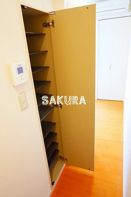 玄関　大容量のシューズボックス♪