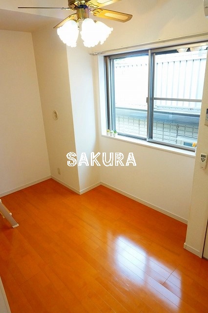 居室・リビング　開放感のあるゆったりとしたお部屋です♪