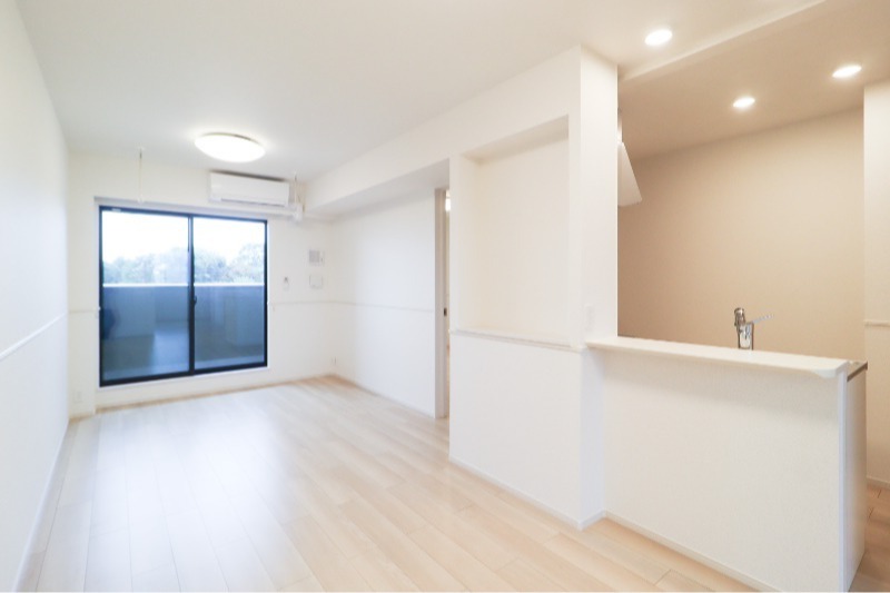 居室・リビング　図面と現状に相違がある場合には現状を優先