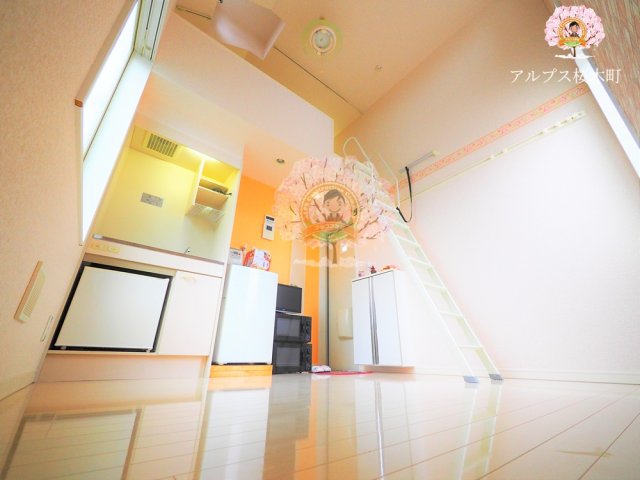 居室・リビング　別部屋参考写真