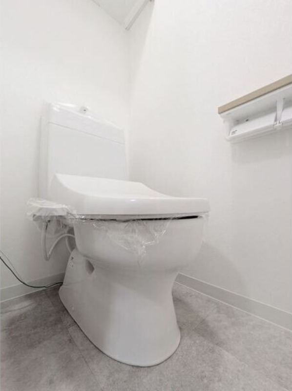 トイレ　図面と現状に相違がある場合には現状を優先