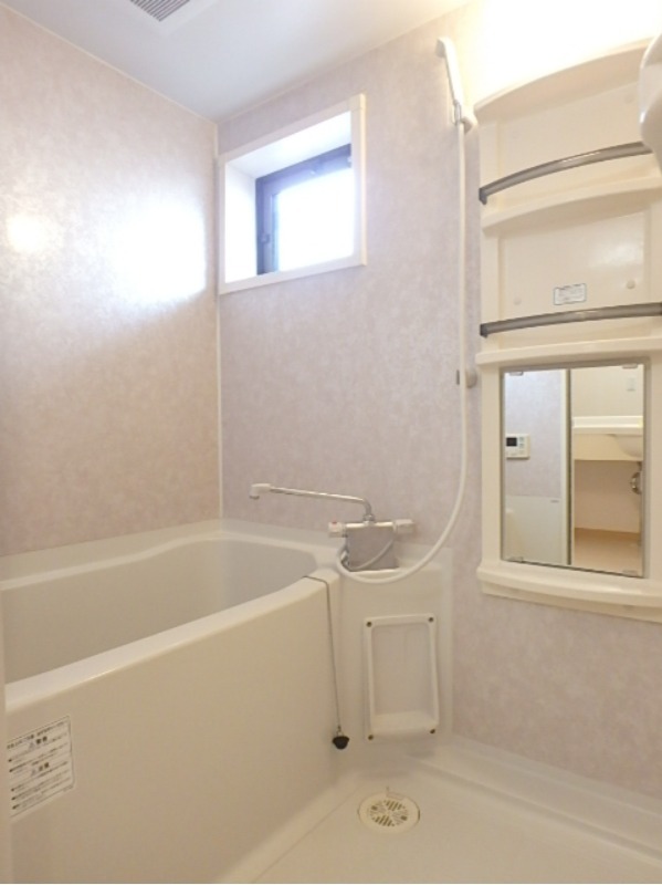 バス・シャワールーム　図面と現状に相違がある場合には現状を優先