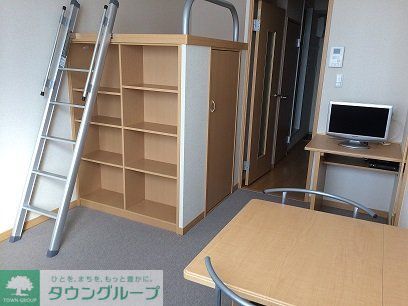 その他部屋・スペース　2・3階はカーペットです。