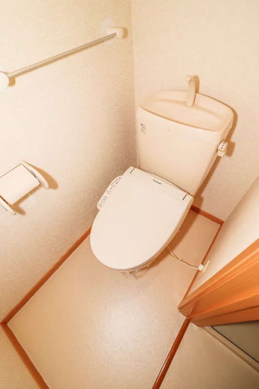 トイレ　図面と現状に相違がある場合には現状を優先