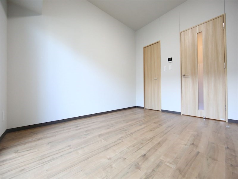 居室・リビング　洋室7.4帖　ウォークインクローゼット付（収納充実してます）