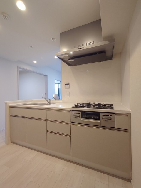 キッチン　※写真は同タイプ住戸です。