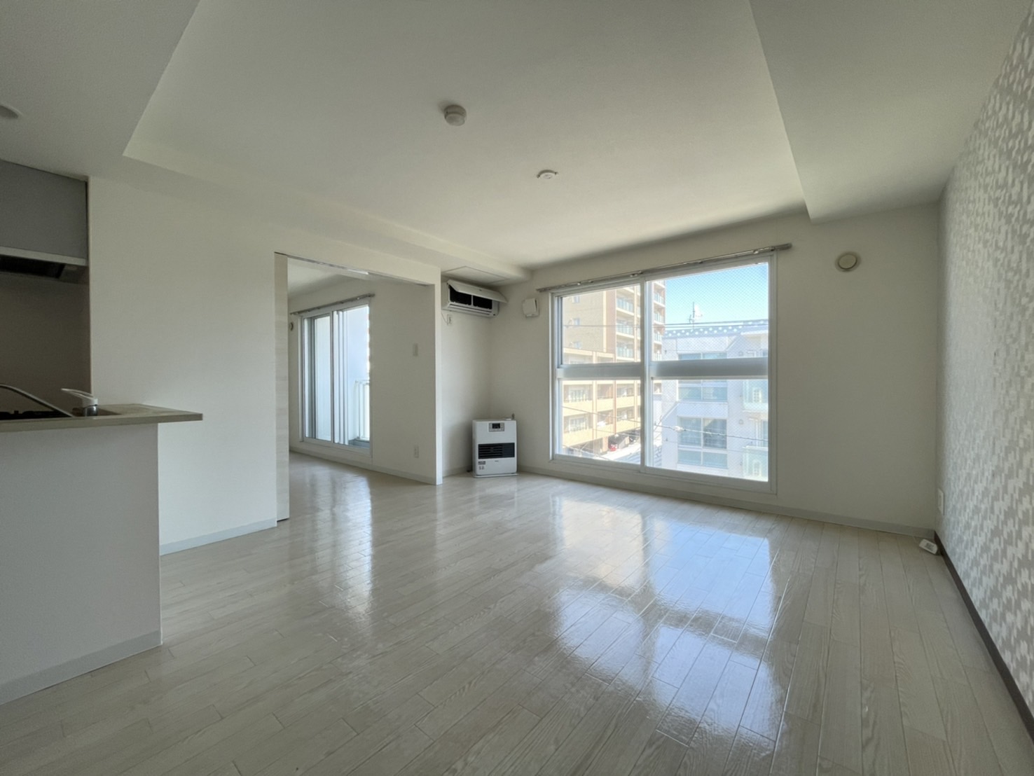 居室・リビング　※他号室のお写真です