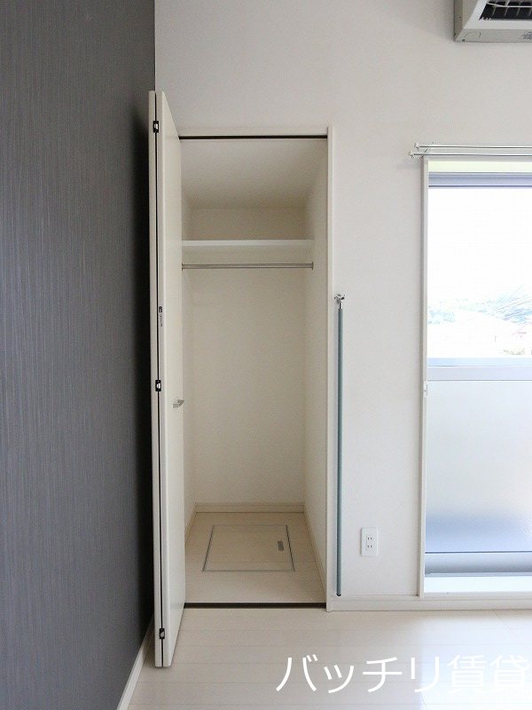 収納　同型タイプの為、現状を優先致します。