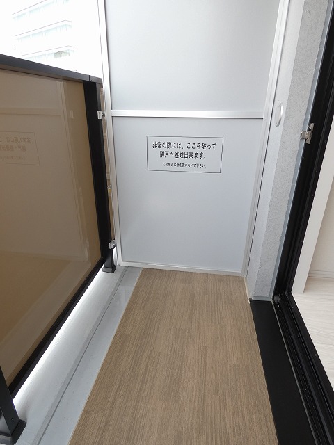 バルコニー　バルコニー※別部屋参考写真