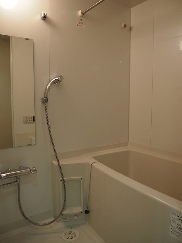 バス・シャワールーム　☆ゆっくりくつろげるお風呂☆